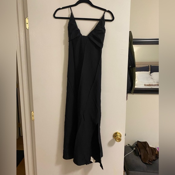 Commense Ruched Criss Cross Tied Long Dress - Picture 3 of 4